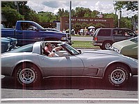 Silver_vette_w_mini_mouse.jpg